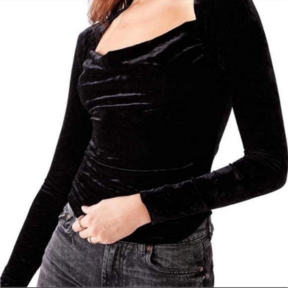 Free People Tops - 𝅺NWT Free People Black Crushed Velvet Perfect Date Cowl Neck Top - XS